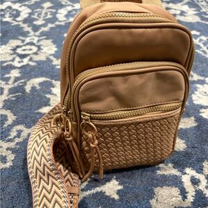 Antik Kraft Crossbody Bag with Woven Detail